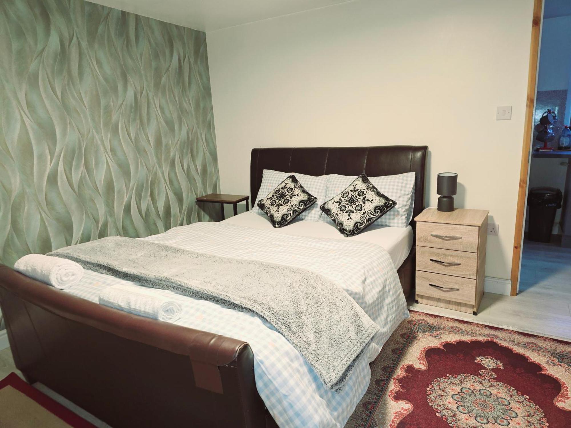 Perfect For Exploring Birmingham Apartment Exterior photo